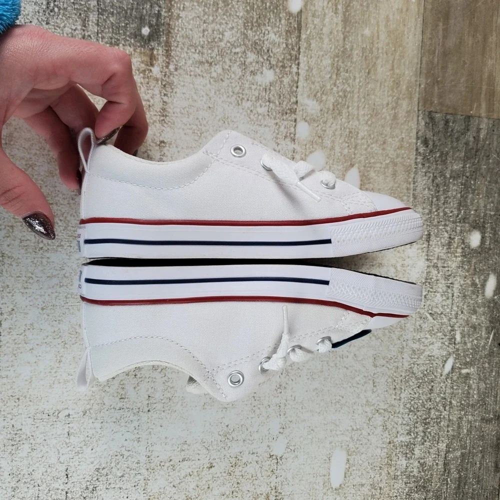Converse Chuck Taylor All Stars Boys Shoes Sz 10 White Comfort Lace Up Sneakers
